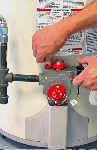 https://applecrosshotwater.com.au/uploads/2025/06/hot-water-installs-42533.jpg